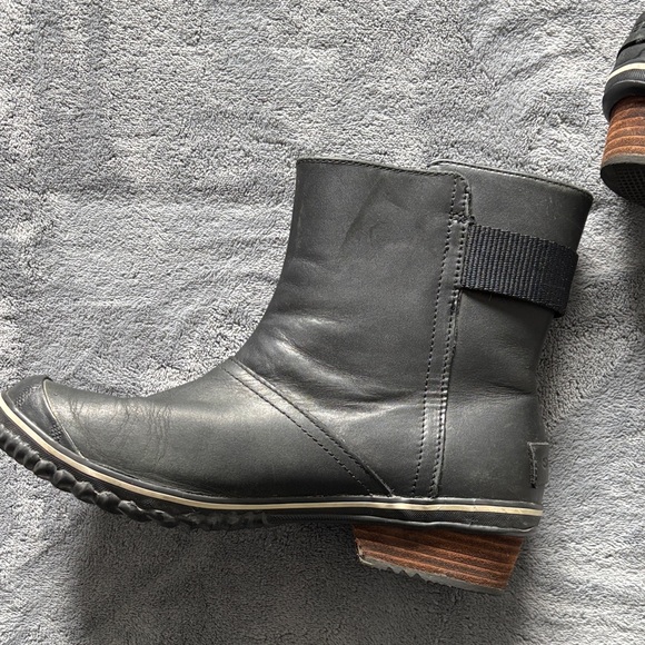 Sorel Black Leather slimboot boots 8.5 - Picture 7 of 11